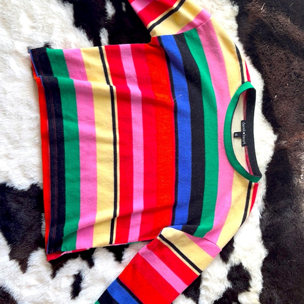 Medium long sleeve crop top